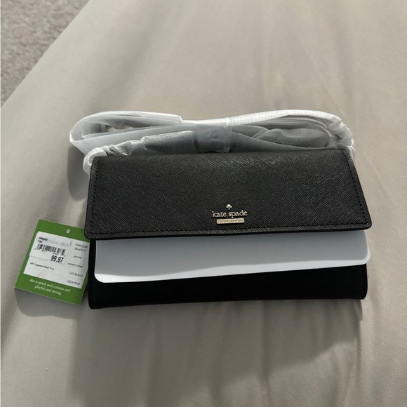 Kate Spade crossbody wallet - Picture 1 of 4